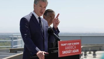 El gobernador de California planea endurecer las normas de la IA antes de dejar el cargo