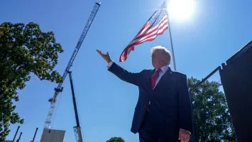 Trump celebra la victoria del partido ultraderechista AfD en las regionales alemanas