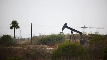 El petróleo de Texas sube un 3,1 % hasta 95,94 dólares tras nueva escalada de la guerra en Oriente Medio