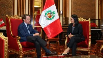Fujimori recibe al expresidente español José María Aznar en Lima