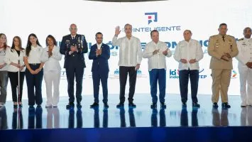 Gobierno lanza «RD Inteligente», para capacitar gratis a un millón de dominicanos en IA