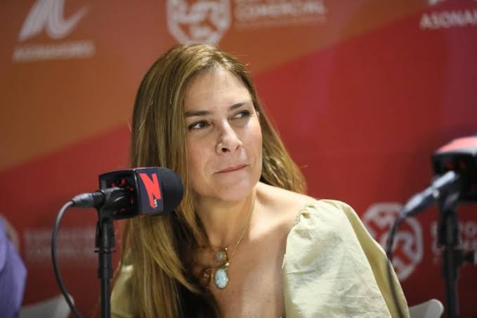 Carolina Mejía apoya aplicación de la Ley de Migración