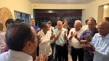 Juramentan equipo de campaña de Víctor Pavón alcalde en Sábana Perdida Norte