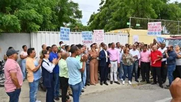 FP pide declarar a Santiago en estado de emergencia educativa ante «deterioro» y «paralización» de escuelas