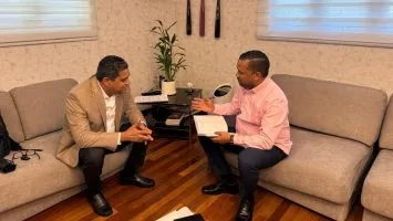 Alcalde de Las Terrenas gestiona más de RD$40 millones para reconstruir el play municipal