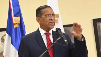 Exsenador propone diversificar mercados para reducir vulnerabilidad ante cierres de Haití