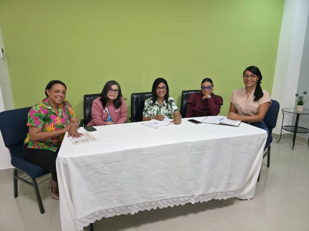 IRMIE se prepara para "Rosa y Verde, campañas contra el cáncer de mamá y salud mental