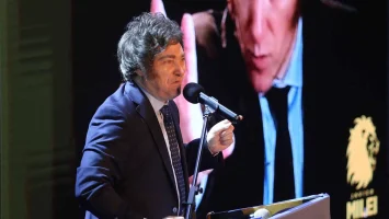 Milei reemplaza con militares al personal civil de la residencia presidencial de Olivos