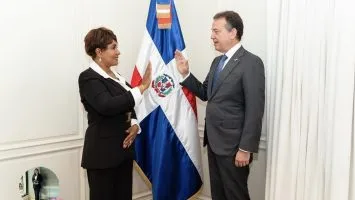 Josefa Castillo asume como cónsul general de República Dominicana en Miami