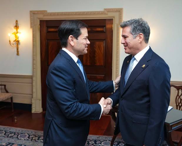Costa Rica confirma que rompió relaciones diplomáticas con Cuba