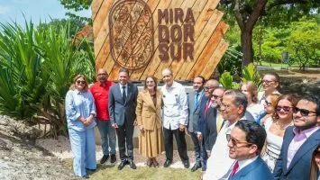 Carolina Mejía oficializa nombre del Parque Mirador Sur en honor a Joaquín Balaguer