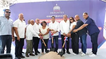 Ministro Cruz inicia construcción de multiusos en región sur con inversión de 200 millones
