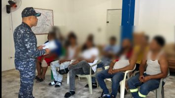 Retienen a nueve jóvenes y ocupan siete motocicletas durante operativo contra carreras clandestinas en Gurabo