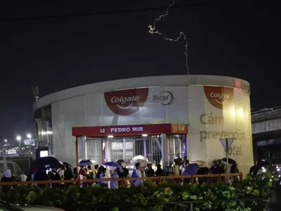 Avería inquieta a usuarios de la Línea 2 de Metro de Santo Domingo