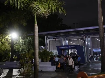 Interrupción del servicio Metro Santo Domingo por falla técnica