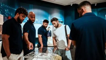 Yankees visitan Memorial y Museo del 9/11 antes de conmemoración del 25to aniversario