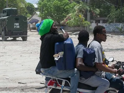 EE. UU. capacita haitianos para combatir la violencia en Haití