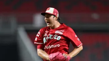 La cronología de la firma de Trevor Bauer con las Estrellas