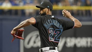 Sandy Alcántara, la inspiración para los Marlins