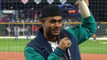 Rodríguez, López y Núnez, entre nominados al Premio Roberto Clemente