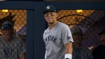 Judge fuera de alineación de Yankees un día después de asegurar clasificación