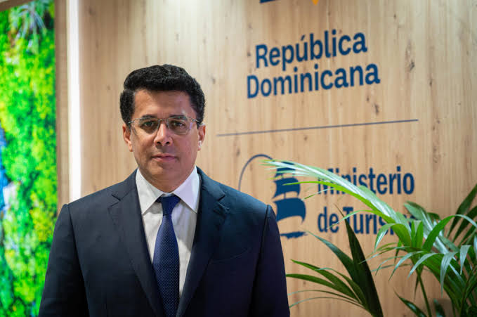 Opinan que a David Collado le ha resultado ser candidato "sin decir que es candidato"