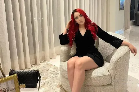 Karen Yapoort da 48 horas a plataformas de RRSS que ella entiende la difamaron