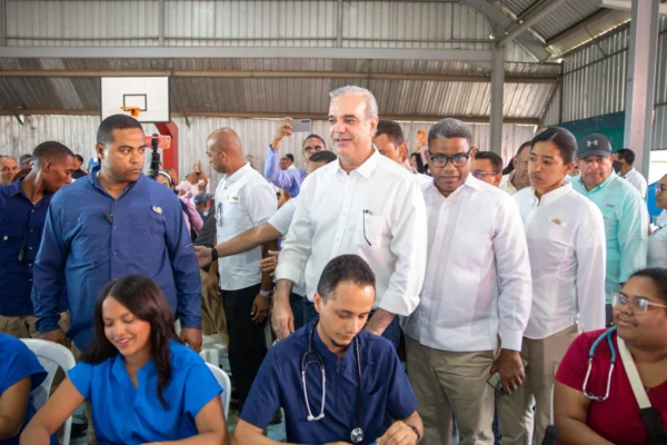 Presidente Luis Abinader encabeza Jornada de Inclusión Social “Primero Tú”