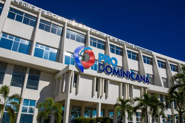 Exportaciones alcanzan récord histórico de más de 12,000 millones de dólares