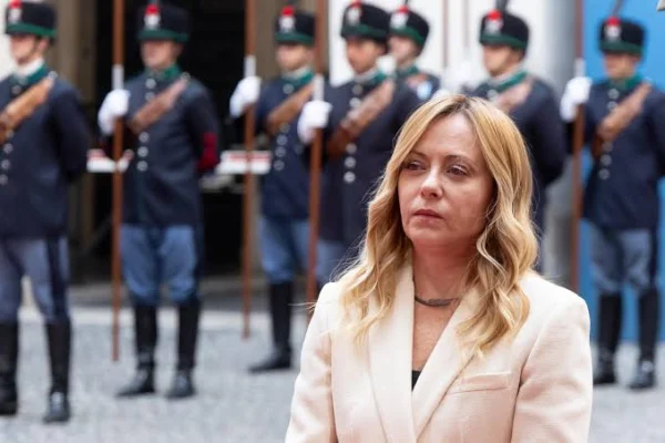 Giorgia Meloni endurece las leyes en Italia tras los saqueos